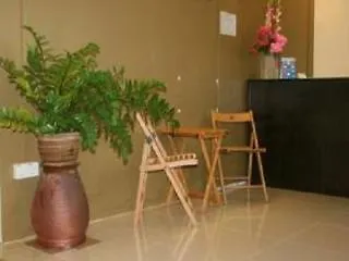 Cozy Home Inn Τζωρτζ Τάουν