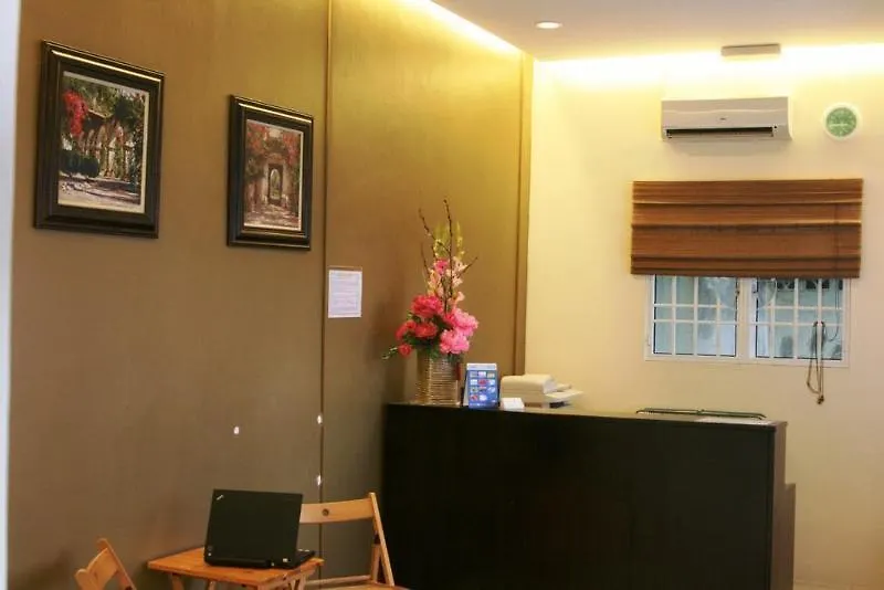 Cozy Home Inn Τζωρτζ Τάουν